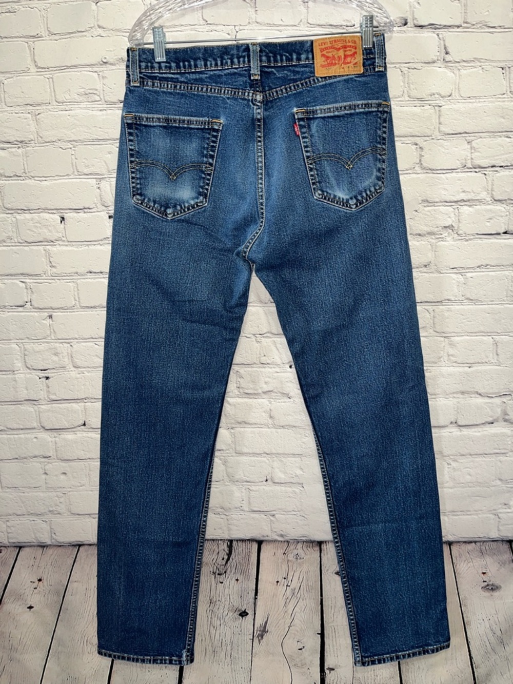 Levi’s 505 Straight Leg Regular Fit Blue Jeans Men’s Size 34X36